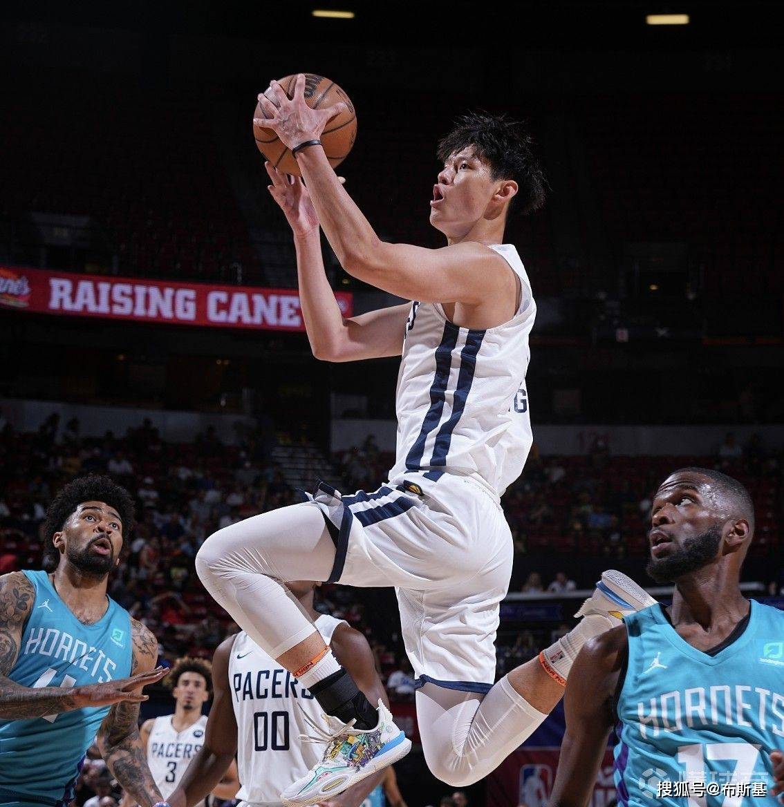 曾凡博要去篮网了！月底赴布鲁克林，这次能站稳脚跟吗？